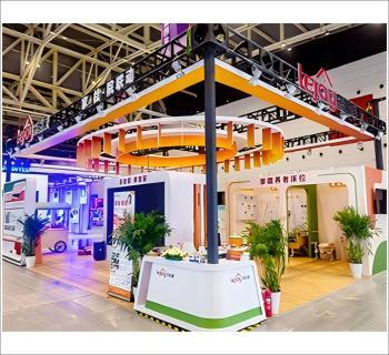 �����t����еչ�[��